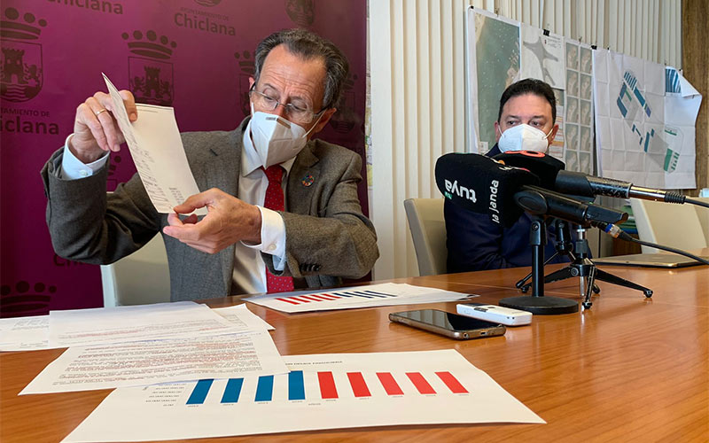El resultado de la liquidación del presupuesto municipal “nos permite afrontar el futuro con una cierta garantía y sin subir impuestos”