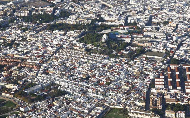 Chiclana alcanza los 86.300 habitantes: “más allá de para el turismo, somos una ciudad atractiva para establecer la residencia habitual”