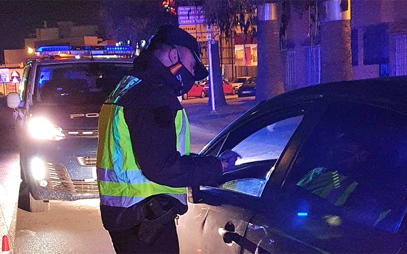 Viernes Santo de multas en El Puerto por incumplir las medidas anti-Covid en dos locales que permitían aglomeraciones de la clientela