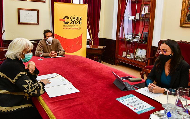 La Unión de Ciudades Capitales Iberoamericanas también respalda a Cádiz como sede en 2025 del Congreso de la Lengua Española