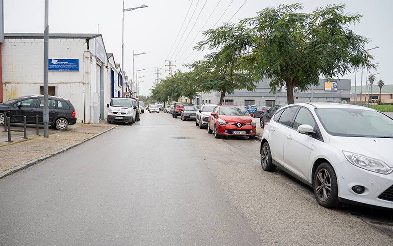 Seis meses por delante para la “transformación” de la vía principal del polígono industrial de Fadricas