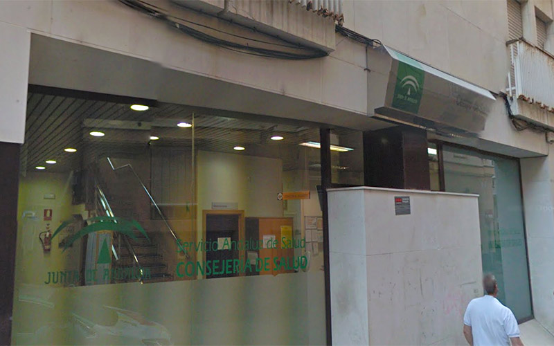 El anticuado centro de salud del Mentidero se trasladará a un inmueble de la plaza Mina; la Junta asegura que esta mejora “es una prioridad”