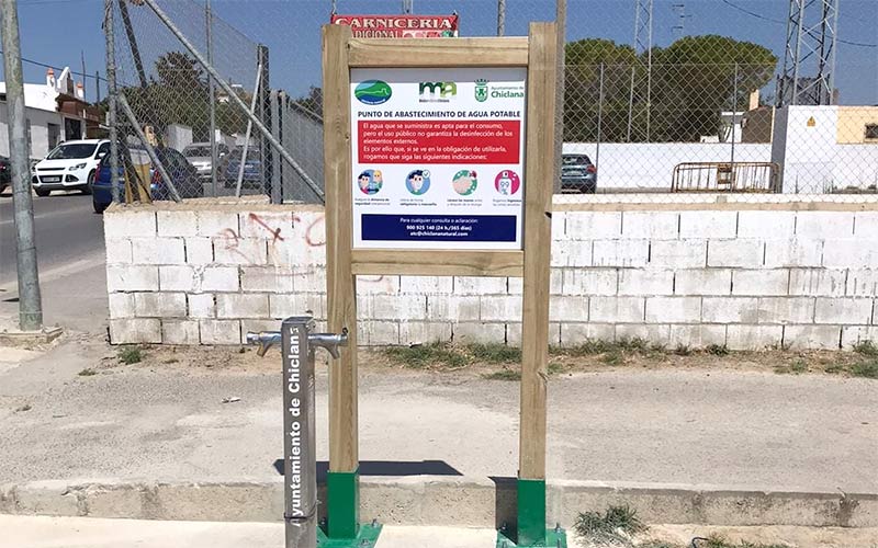 Chiclana ampliará el acceso al agua del grifo en espacios públicos con una fuente bebedero original “representativa de la idiosincrasia local”