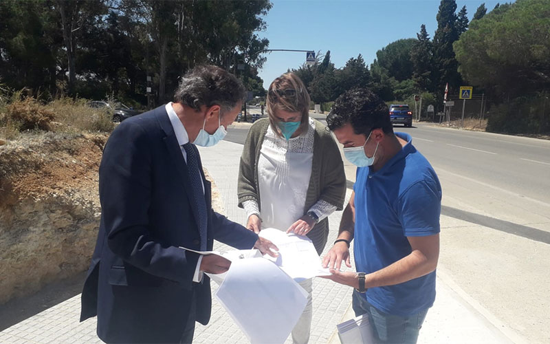 La carretera del Molino Viejo, iluminada al completo en unas semanas