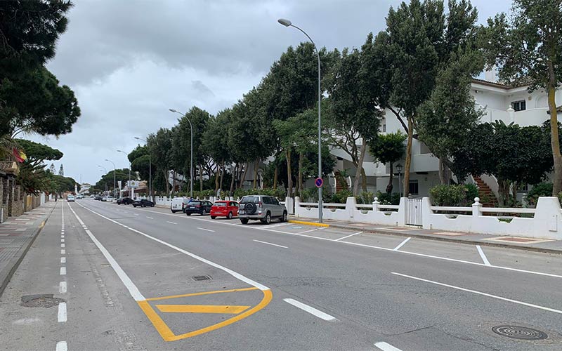 Casi 150 plazas más de aparcamientos cerca de La Barrosa