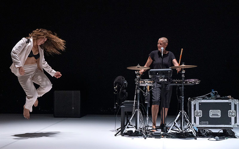 Cádiz en Danza 2021. Convocando as bruxas