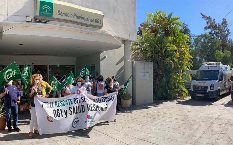 Nueva protesta por el “rescate” del 061, con 43 trabajadores en Cádiz: “servicio público esencial sujeto al convenio de telemarketing”