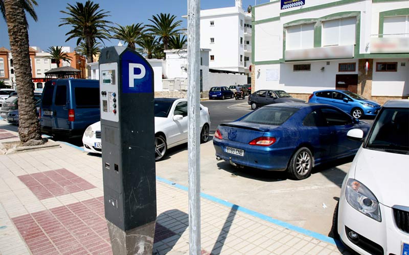 Plantean un “cambio radical” en “la manera de pensar la movilidad” en Rota en verano: “lo sostenible es acabar con el tráfico de agitación”