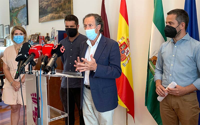 Un nuevo plan de empleo en Chiclana íntegramente municipal, dotado con más de 505.000 euros, beneficia a 25 parados durante seis meses