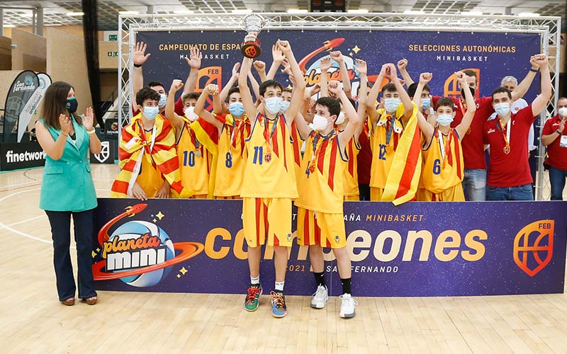Los hoteles y la hostelería ‘notan’ la celebración en San Fernando estos días del Campeonato Nacional Cadete Masculino y el Minibasket