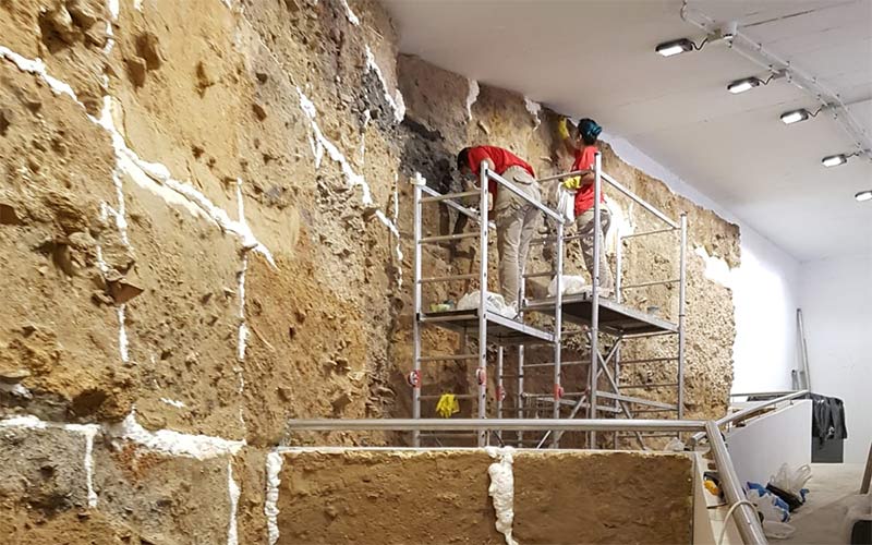 Restos del gran vertedero de la Gades romana se expondrán en El Olivillo; la UCA quiere implicar a la ciudadanía en su puesta en valor