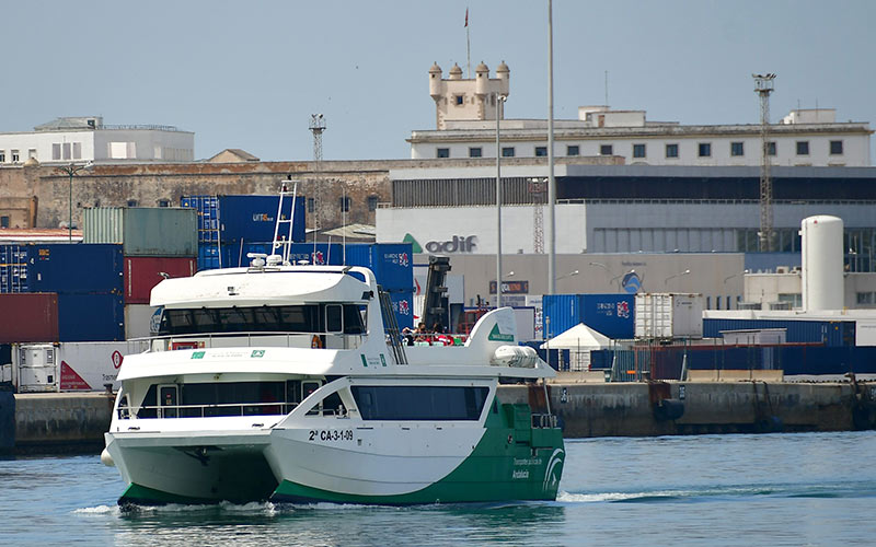Trabajadores de los catamaranes de la Bahía estudian movilizaciones por los incumplimientos del convenio y la “mala calidad” del servicio