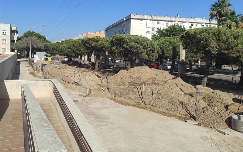 “Indignación” en el Río San Pedro por el “cúmulo de despropósitos” en la obra del socavón de la avenida Argentina que “se puede eternizar”