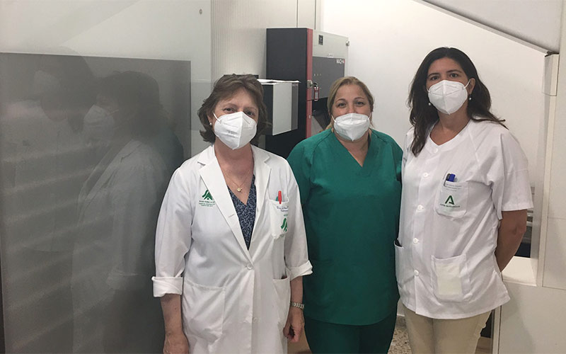 El Covid-19 contribuye a mejorar la accesibilidad a los medicamentos de pacientes ambulatorios del Puerta del Mar y de San Carlos