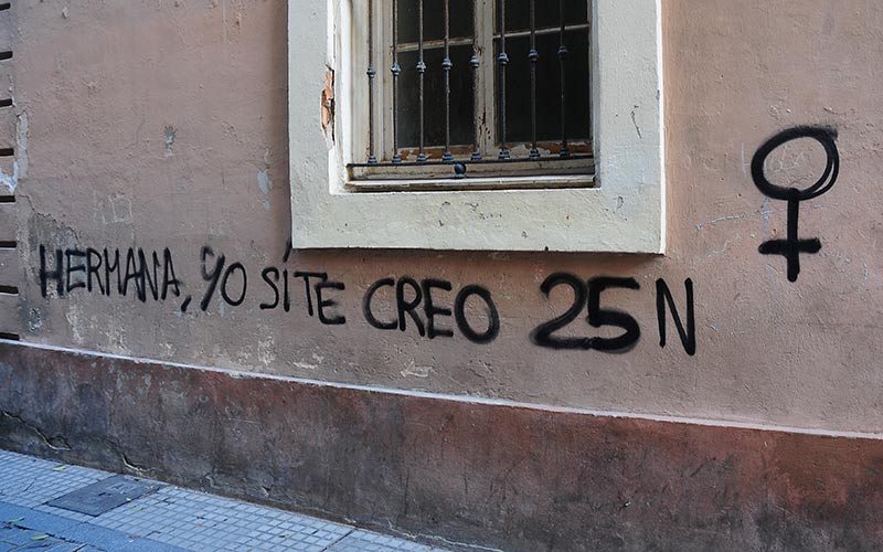 El Sistema VioGén mantiene activos en Cádiz casi 3.100 casos de mujeres víctimas de la violencia de género, 52 de ellas adolescentes