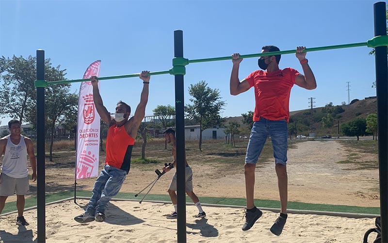 Aficionados a la calistenia de Chiclana ya cuentan con instalaciones