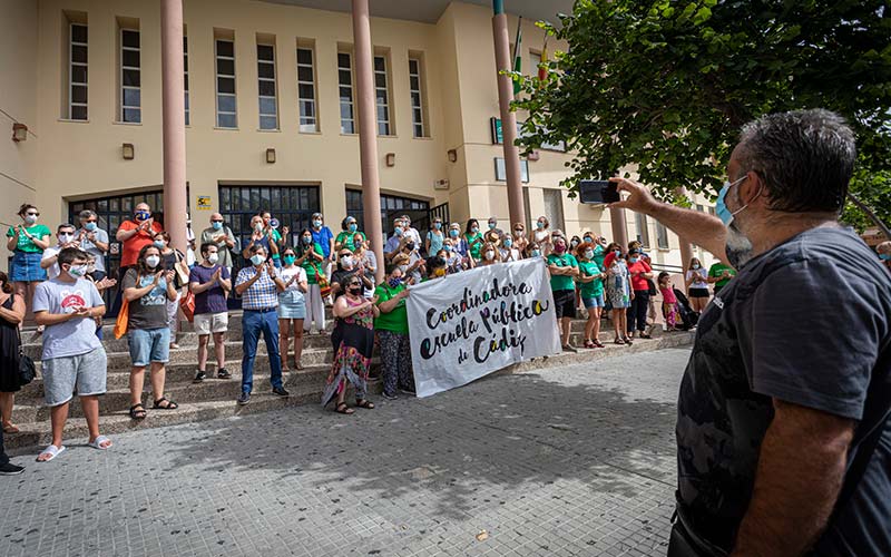 Denuncian “ratios ilegales” en los IES Rafael Alberti y Cornelio Balbo