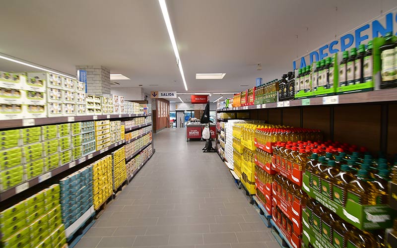 Consideran que Cavada está haciendo de La Isla “la ciudad de los supermercados”, un “indicador inequívoco de una ciudad dormitorio”