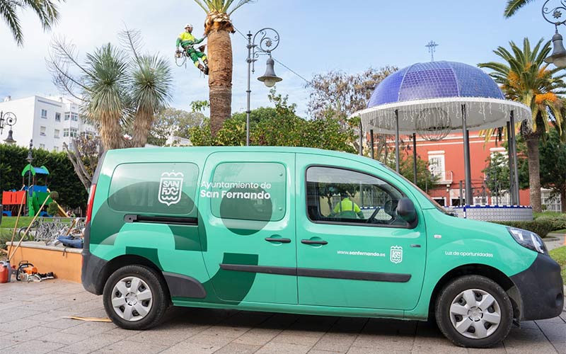 Las zonas verdes de San Fernando “lucen peor cuidadas, más abandonadas y asalvajadas” ante la “pasividad” de Cavada, según AxSí