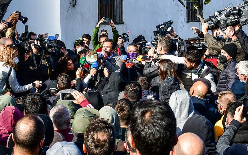 “En Cádiz somos obreros, no delincuentes. Violencia es que en Madrid sólo nos escuchen cuando arde nuestra tierra harta de precariedad”