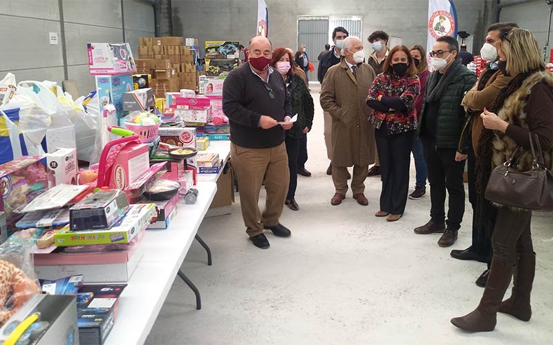 La campaña Ningún niño sin juguetes llegará estas navidades a más de 600 menores chiclaneros, unos 200 menos que hace un año