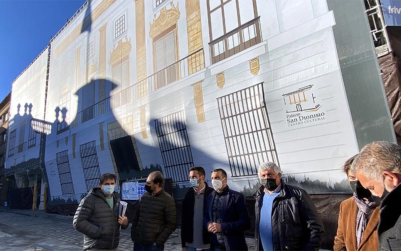 El Palacio de la Condesa de Casares se ‘pone’ bonito por fuera
