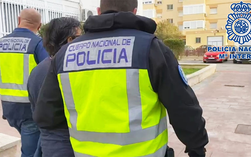 Detenida una persona en San Fernando por tenencia de pornografía infantil y por grabar en momentos íntimos a personas cercanas