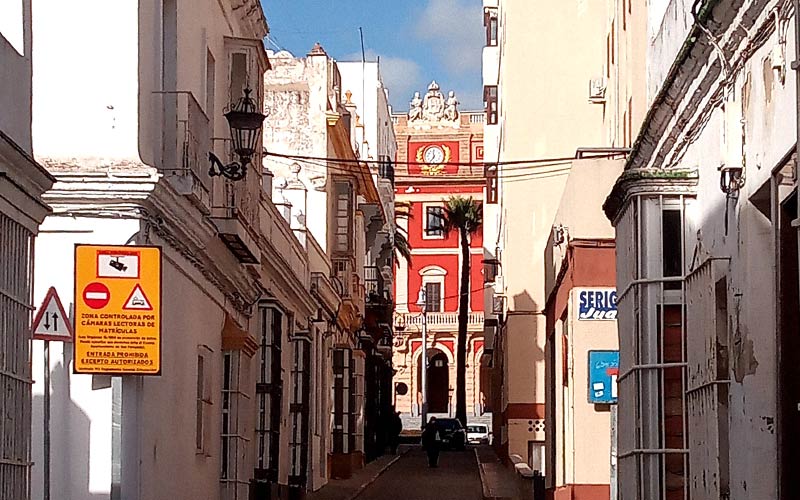 La Isla aspira a atraer turismo vendiendo un “recorrido único” a través del legado de las Cortes, Camarón y su historia militar y patrimonial