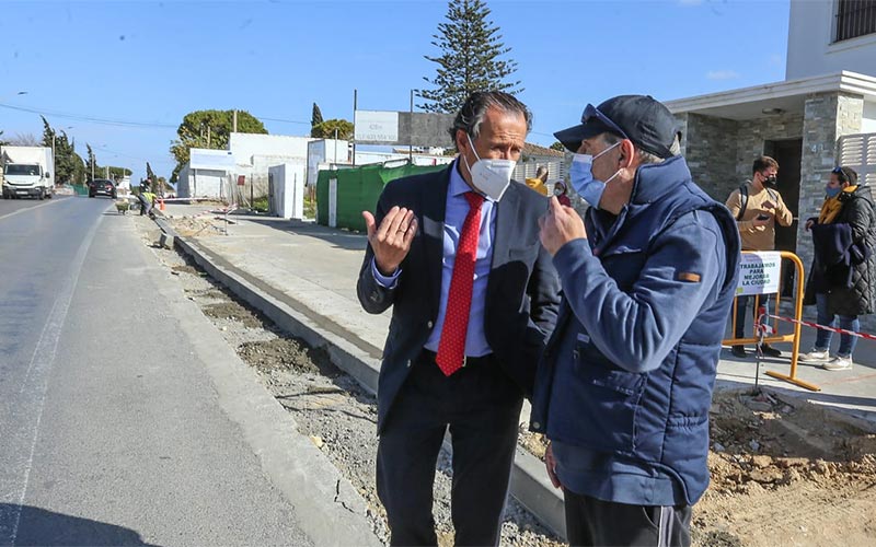 El Consistorio chiclanero aspira a que cada vecino “disponga, como mínimo, de un carril bici a 300 metros de distancia de su domicilio”