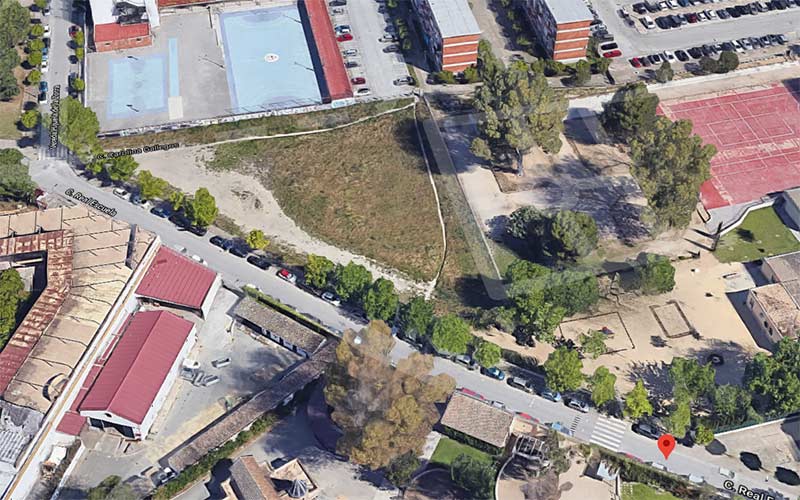 El Ayuntamiento jerezano vende por casi un millón el solar municipal de la calle Real Escuela para la construcción de nuevas viviendas