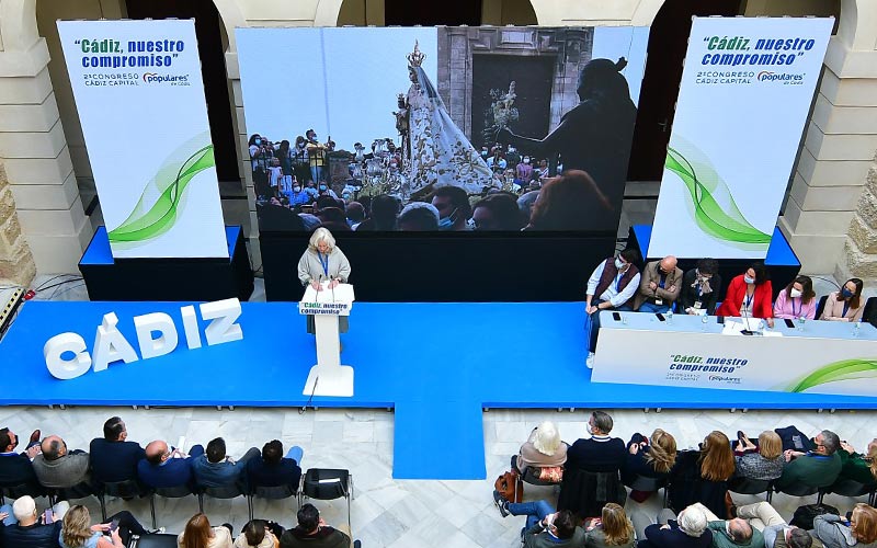 El PP de Cádiz, obsesionado con “la flojera de Kichi y su matraca anticapitalista”, reelige a Mercedes Colombo como su presidenta