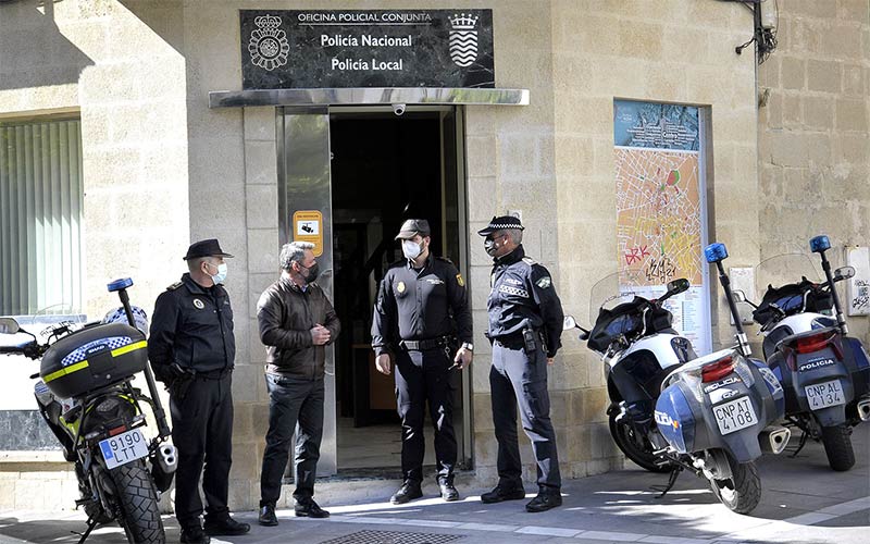 Abre al público la Oficina de Atención Policial, un servicio conjunto de Policía Nacional y Policía Local para estar ‘cerca’ del centro jerezano