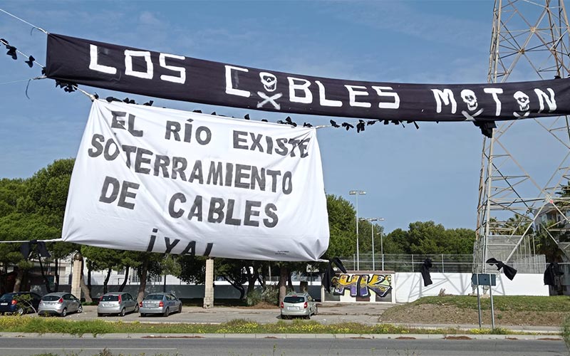 Vecinos del Río San Pedro buscan romper la “actual dinámica de inacción” de las administraciones con la barriada y sus problemas