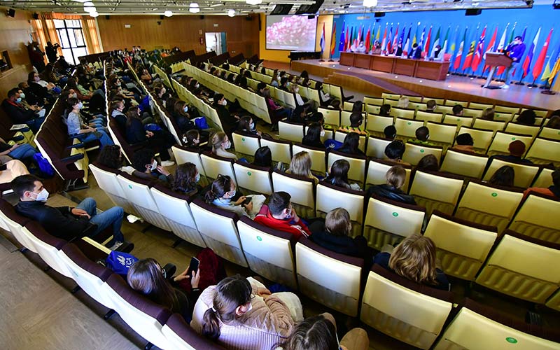La UCA recupera las cifras pre-pandemia en movilidad internacional: acoge a 457 estudiantes de 41 países durante el segundo cuatrimestre