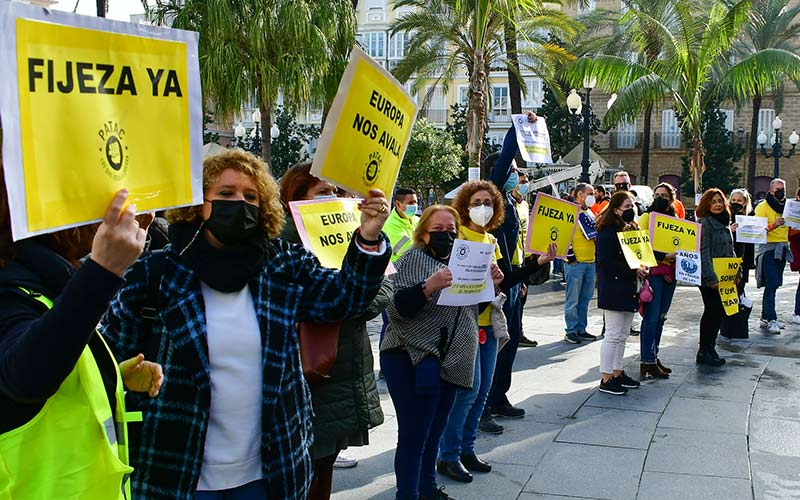 Inquietud ante la “pasividad” del Consistorio gaditano para dar una “respuesta” a los trabajadores municipales en abuso de temporalidad