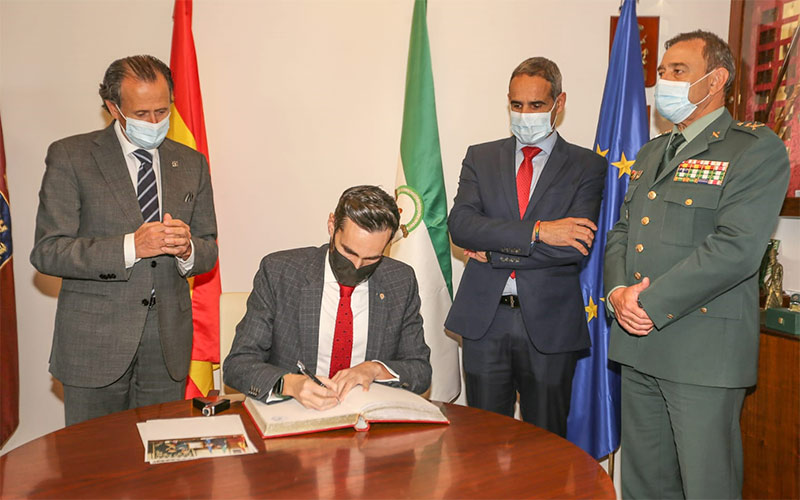 Interior ya dispone de los suelos para levantar el nuevo cuartel de la Guardia Civil de Chiclana, una “ciudad segura que se siente segura”