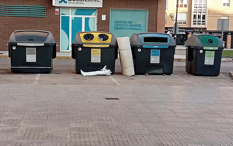 El Consistorio isleño estudia “premiar” a los vecinos en función de cuánto reciclen, una vez que logre implantar el contenedor marrón