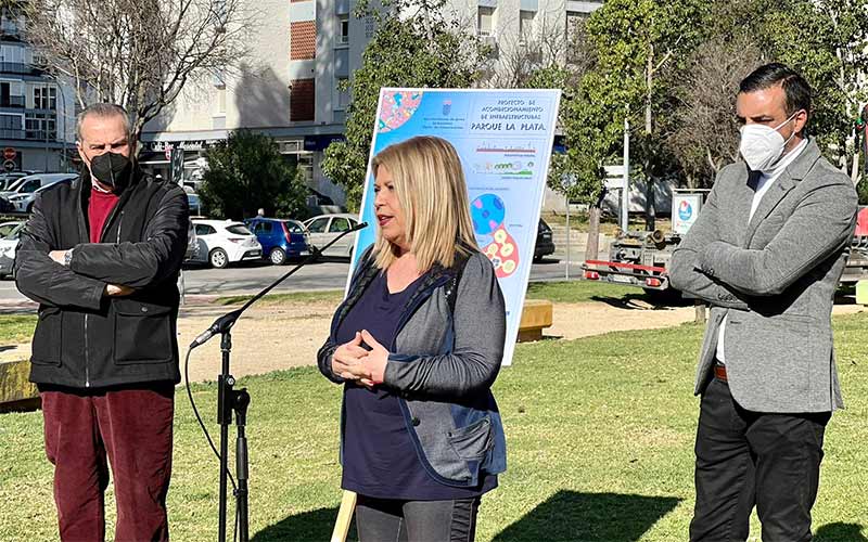 La reforma del parque Juan de la Plata eliminará el estanque y creará una zona de juegos tradicionales y una pista polideportiva circular