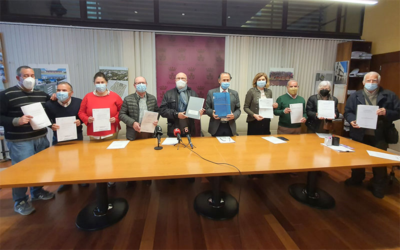 Román incide en que si la Junta ya estimó necesario el centro de salud de La Cucarela en 2005, “ahora hay 20.000 habitantes más y dinero”