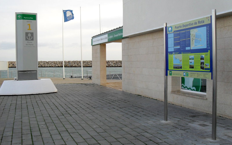 Se invertirán hasta 290.000 euros en la reparación del dique de abrigo del puerto pesquero de Rota