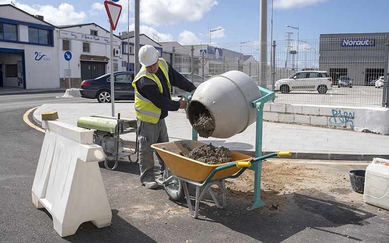 Avanza el remozado de Fadricas con obras en Ferrocarril y Mecánicos