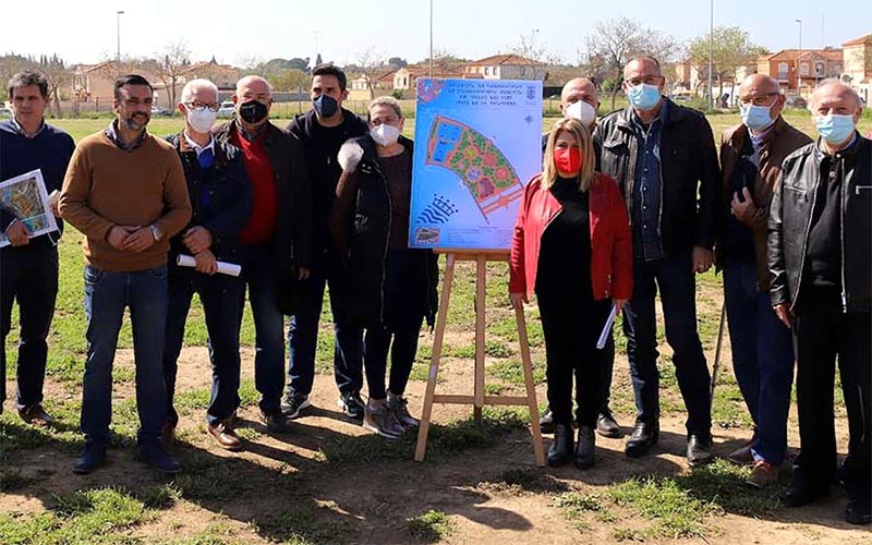 Reservados 1,3 millones para crear un “gran complejo deportivo y de ocio” en Villa del Este aprovechando una parcela pública en desuso
