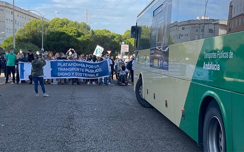 Una “insultante y supuesta” nueva línea de autobús entre Puerto Real y Cádiz: “no se quieren enterar de las necesidades del Río San Pedro”