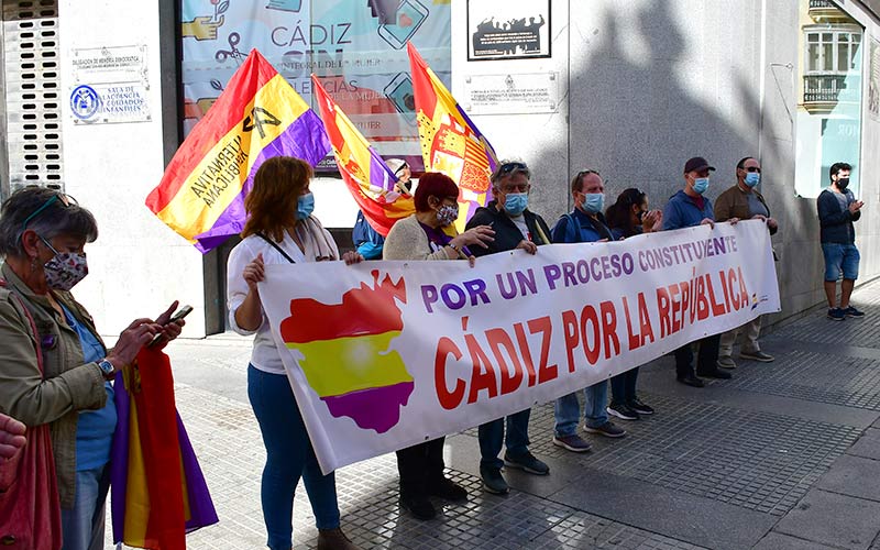 Jerez acoge una concentración por el 14-A: “la República es la mejor salida, se trata fundamentalmente de construir una nueva sociedad”