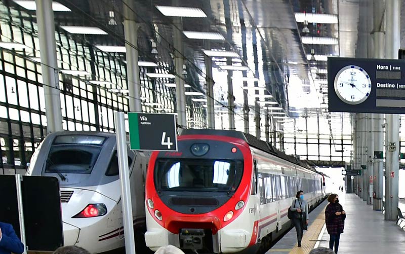 El PP exige al Gobierno de España “más trenes y más baratos” entre Cádiz y Madrid y “no poner trabas al desarrollo económico y turístico”