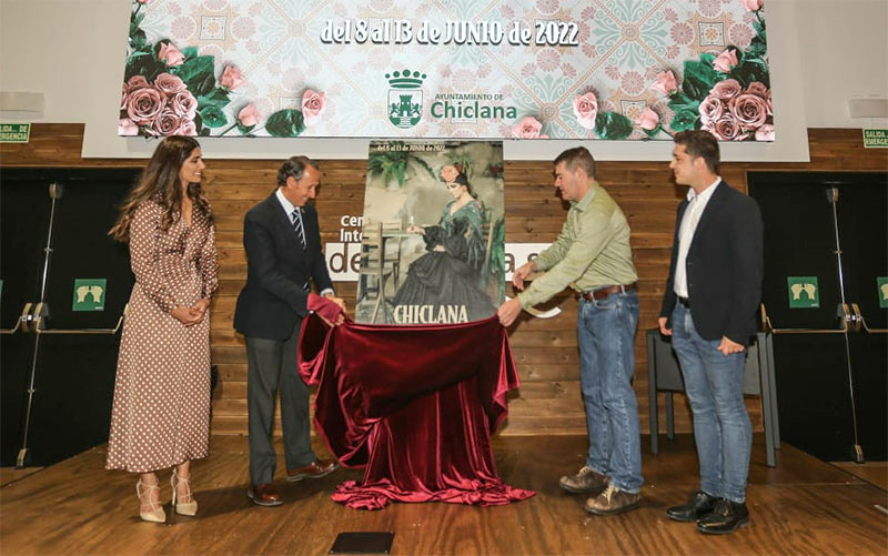 Una foto con “simbolismo” anuncia la Feria de San Antonio 2022