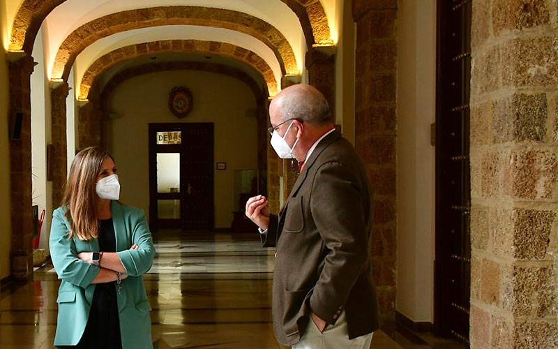 La Diputación aporta 475.000 euros a la patronal para el desarrollo de acciones sobre emprendimiento, comercio e internacionalización