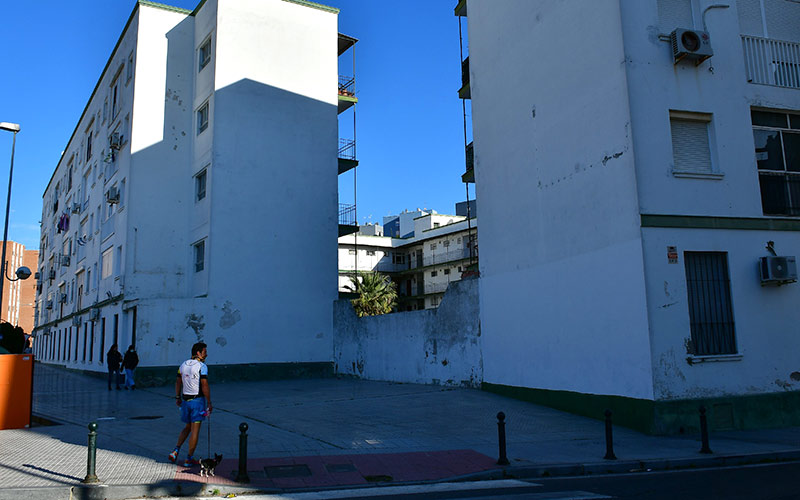 Adjudicada la obra de una promoción para alojamientos transitorios en la calle Setenil: “permite dar una utilidad social y habitacional al solar”
