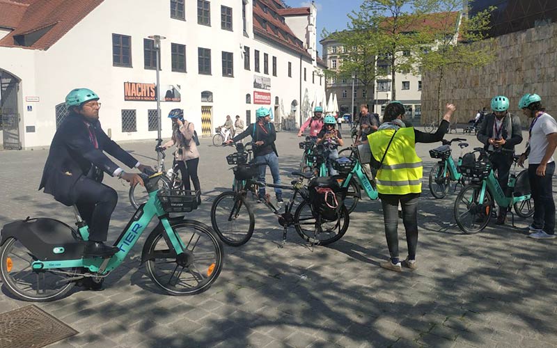 Cádiz ‘conoce’ de primera mano la “experiencia” de Munich como ciudad ciclista con idea de copiar e implementar sus iniciativas