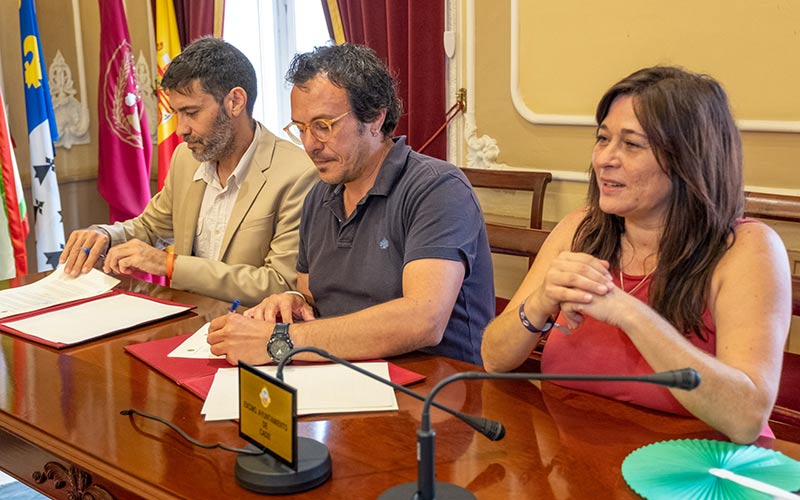 Save the Children y Ayuntamiento de Cádiz colaboran en un proyecto piloto para la “plena inclusión social y laboral” de unas 200 familias